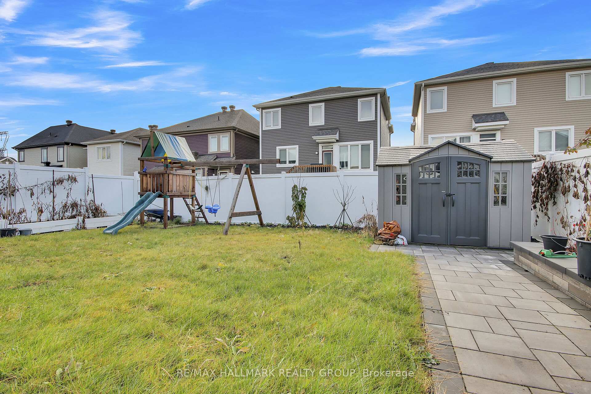 Photo 30 of 77 Axel Crescent, Ottawa, Kanata - Emerald Meadows/Trailwest — HOMEH