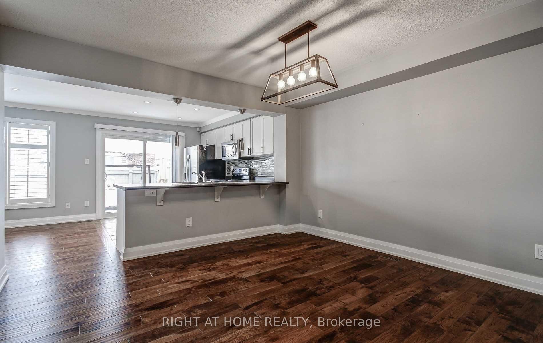 Photo 6 of 288 Woodley Crescent, Milton, Willmott — HOMEH
