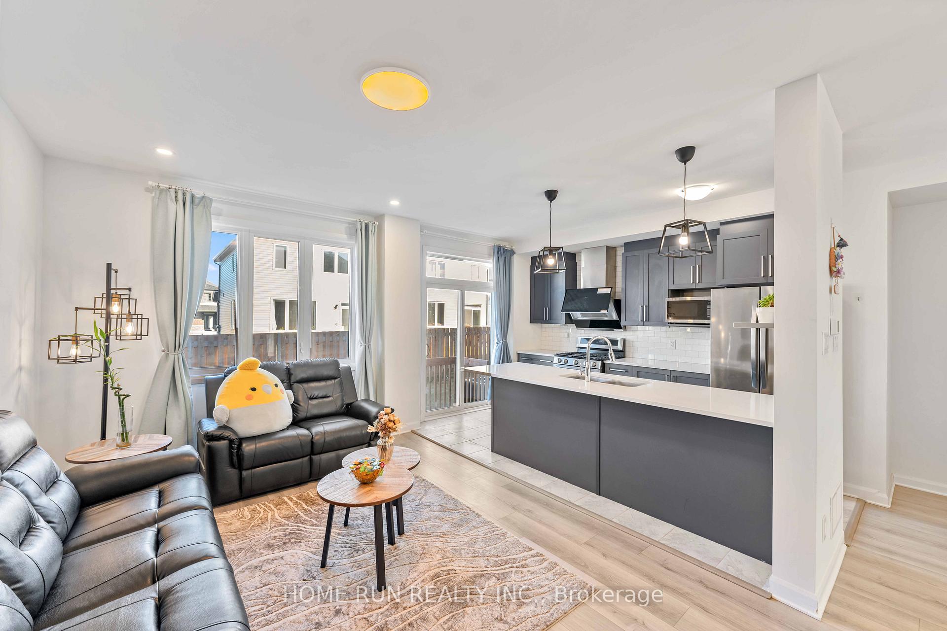 Photo 7 of 235 Clonrush Way, Ottawa, Kanata - Kanata Lakes/Heritage Hills — HOMEH