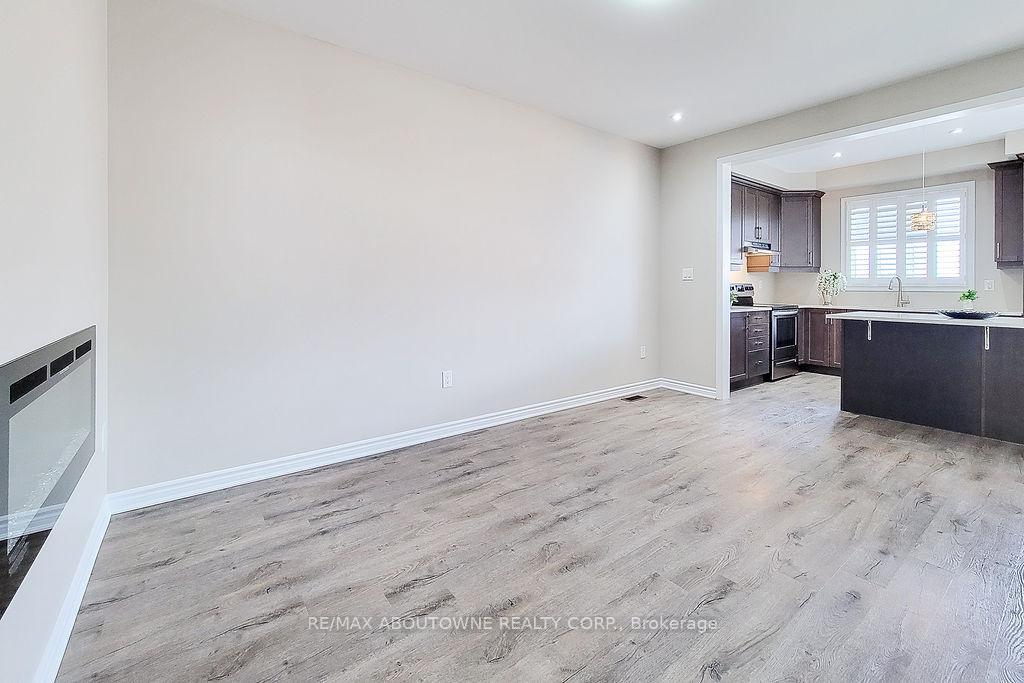 Photo 9 of 895 Ash Gate, Milton, Cobban — HOMEH