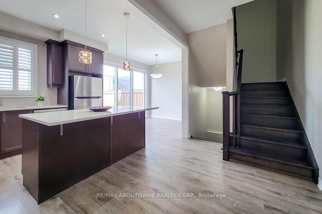 Photo 16 of 895 Ash Gate, Milton, Cobban — HOMEH