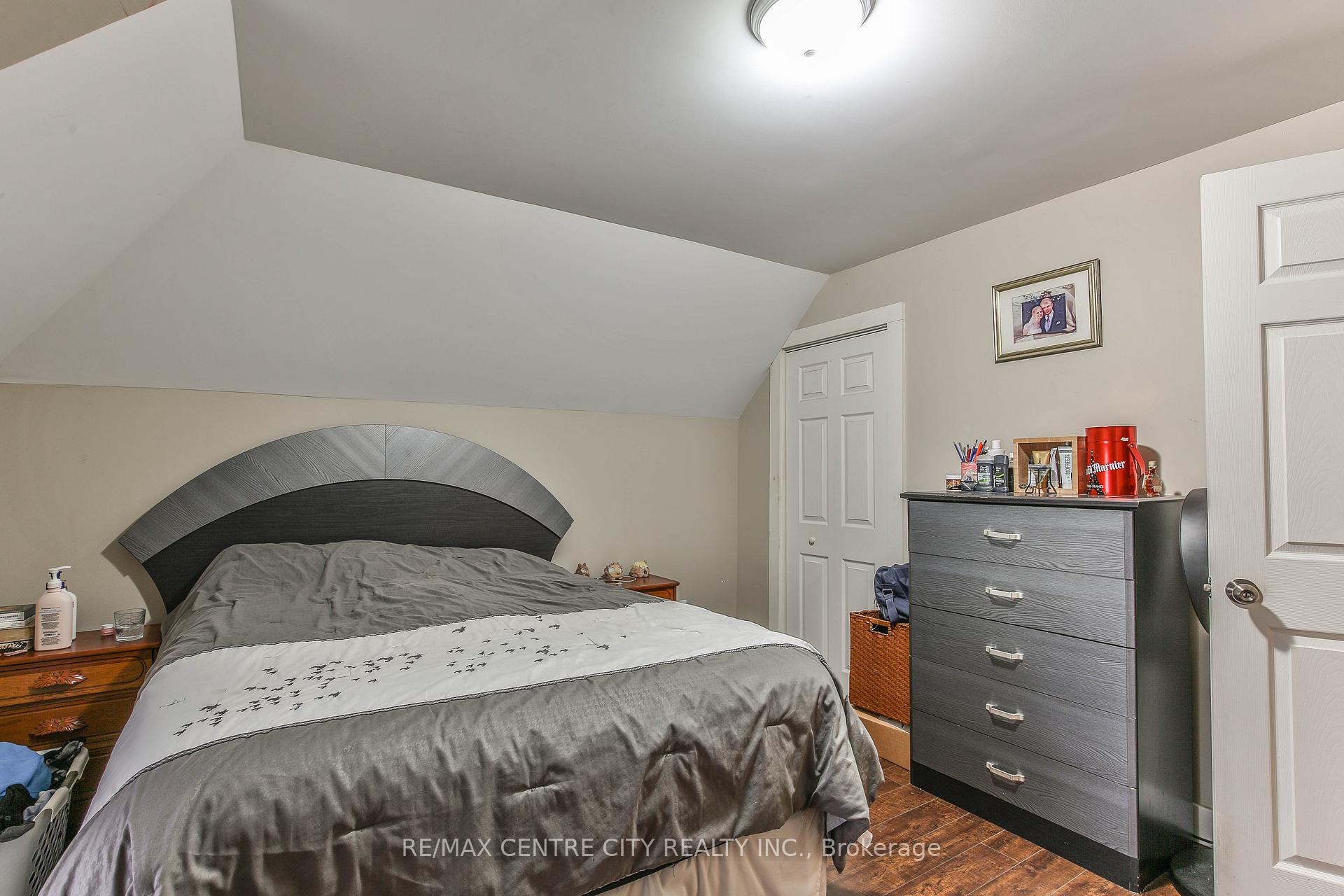 Photo 21 of 24 Fourth Avenue, Aylmer — HOMEH