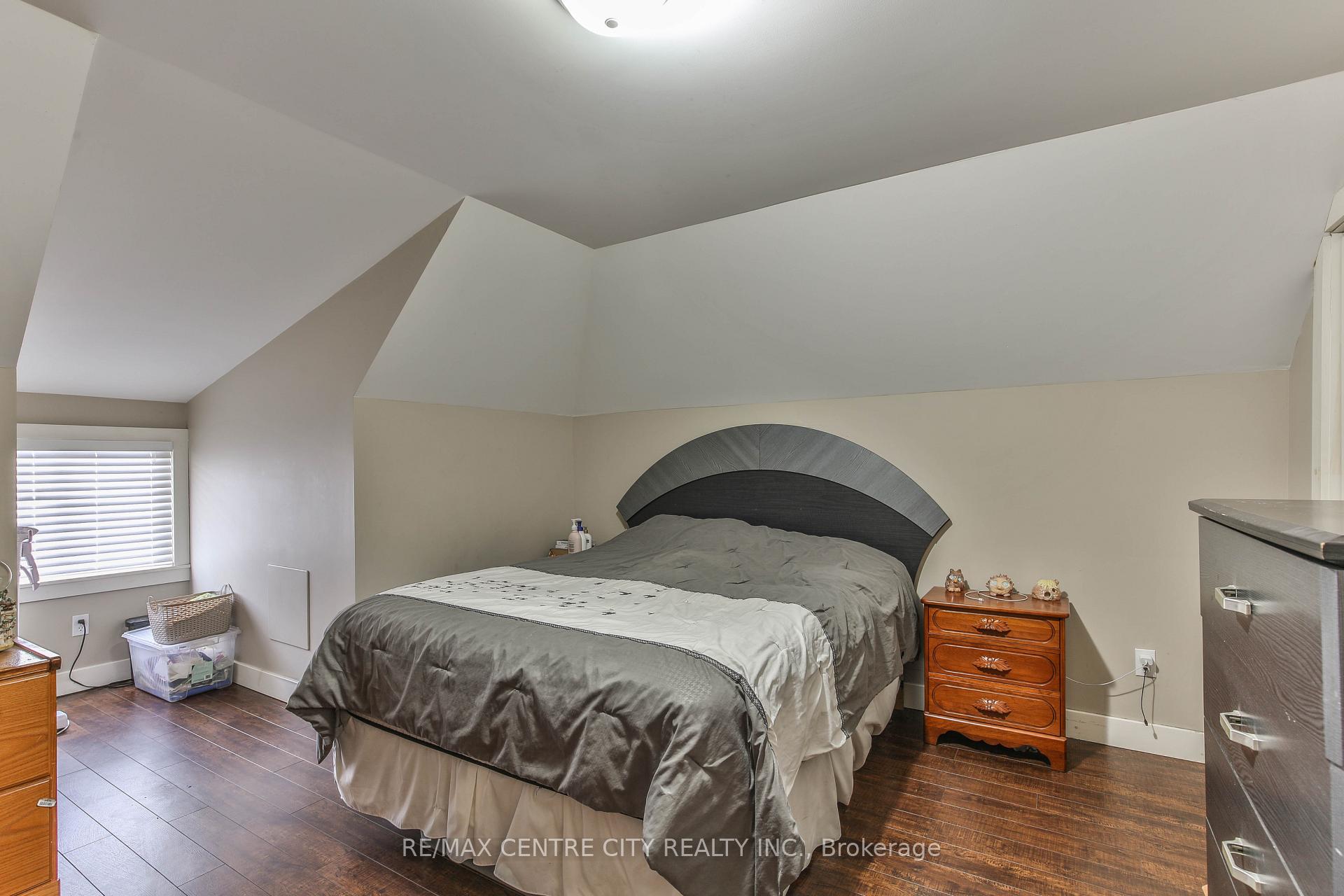 Photo 22 of 24 Fourth Avenue, Aylmer — HOMEH