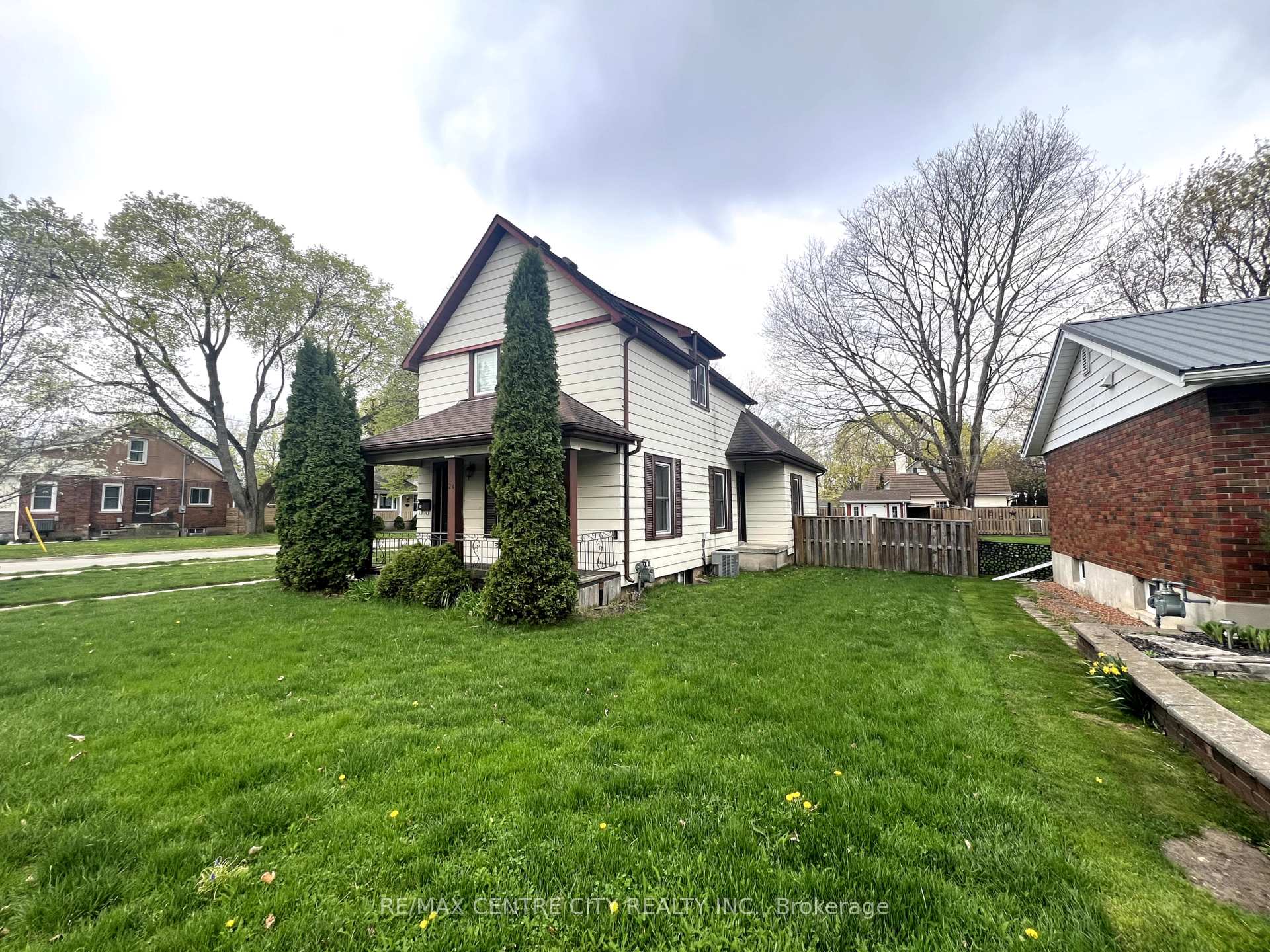 Photo 24 of 24 Fourth Avenue, Aylmer — HOMEH