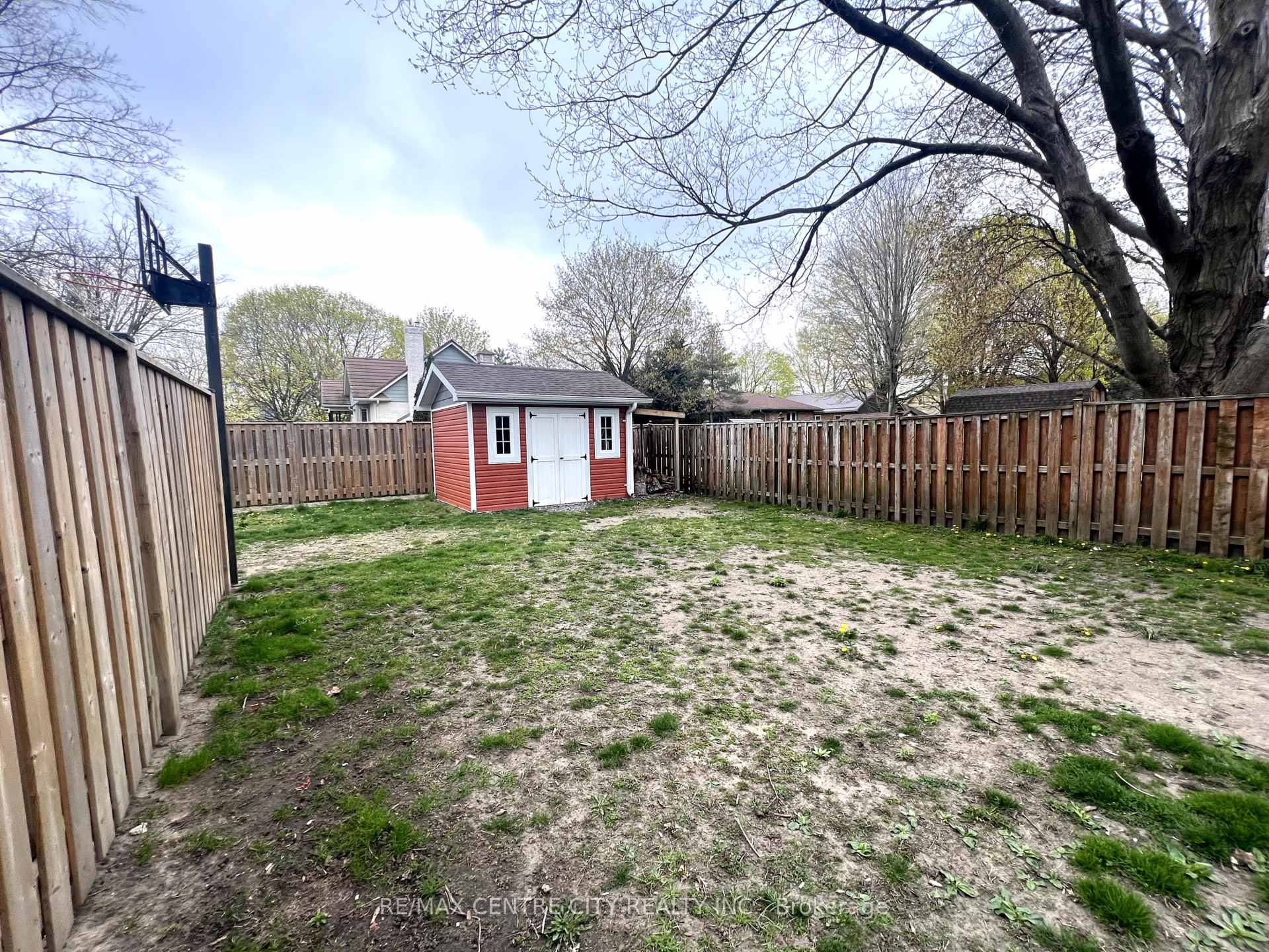 Photo 26 of 24 Fourth Avenue, Aylmer — HOMEH