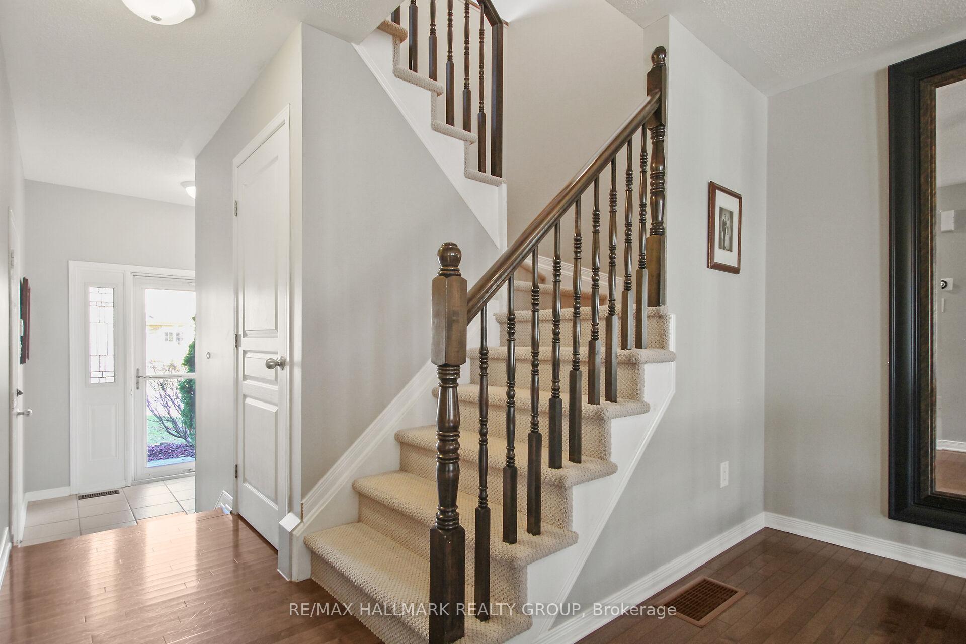 Photo 16 of 504 Fordell Avenue, Ottawa, Kanata - Morgan's Grant/South March — HOMEH