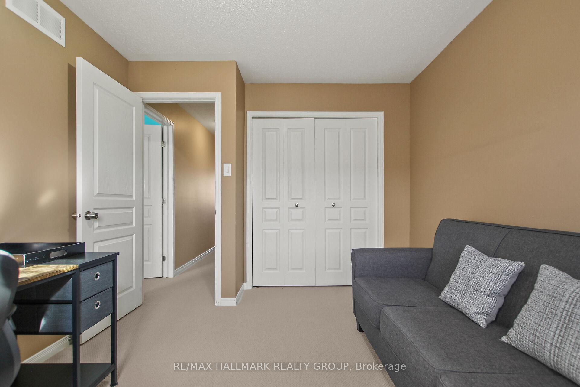 Photo 22 of 504 Fordell Avenue, Ottawa, Kanata - Morgan's Grant/South March — HOMEH
