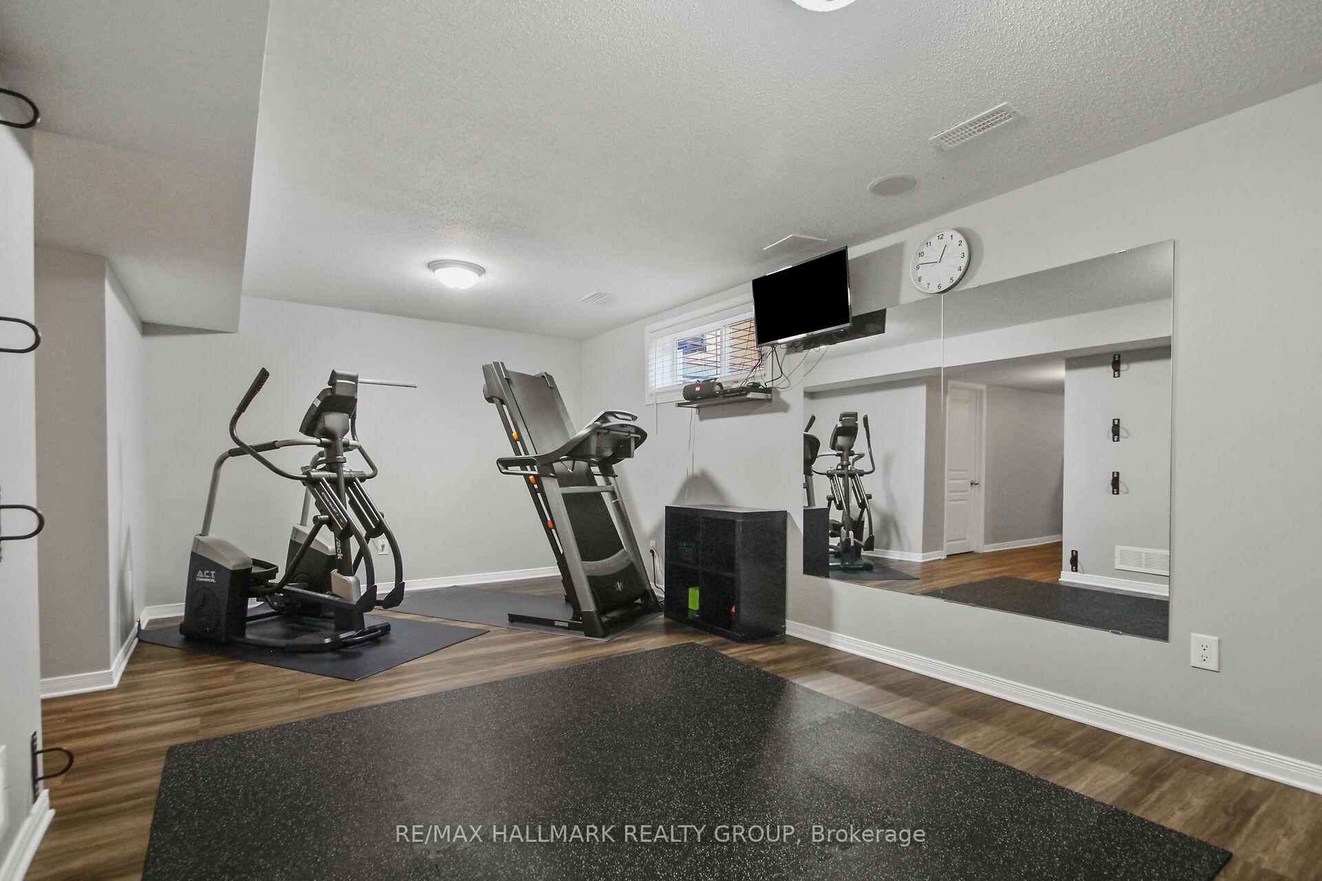 Photo 25 of 504 Fordell Avenue, Ottawa, Kanata - Morgan's Grant/South March — HOMEH