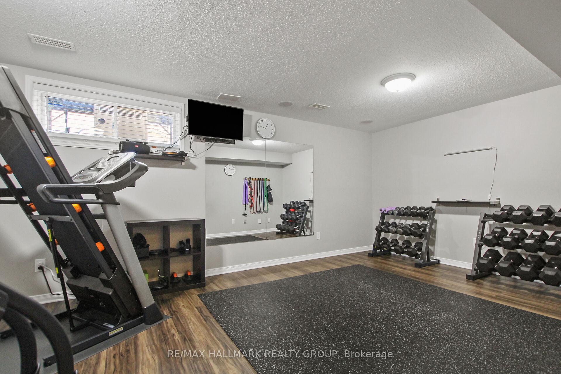 Photo 26 of 504 Fordell Avenue, Ottawa, Kanata - Morgan's Grant/South March — HOMEH