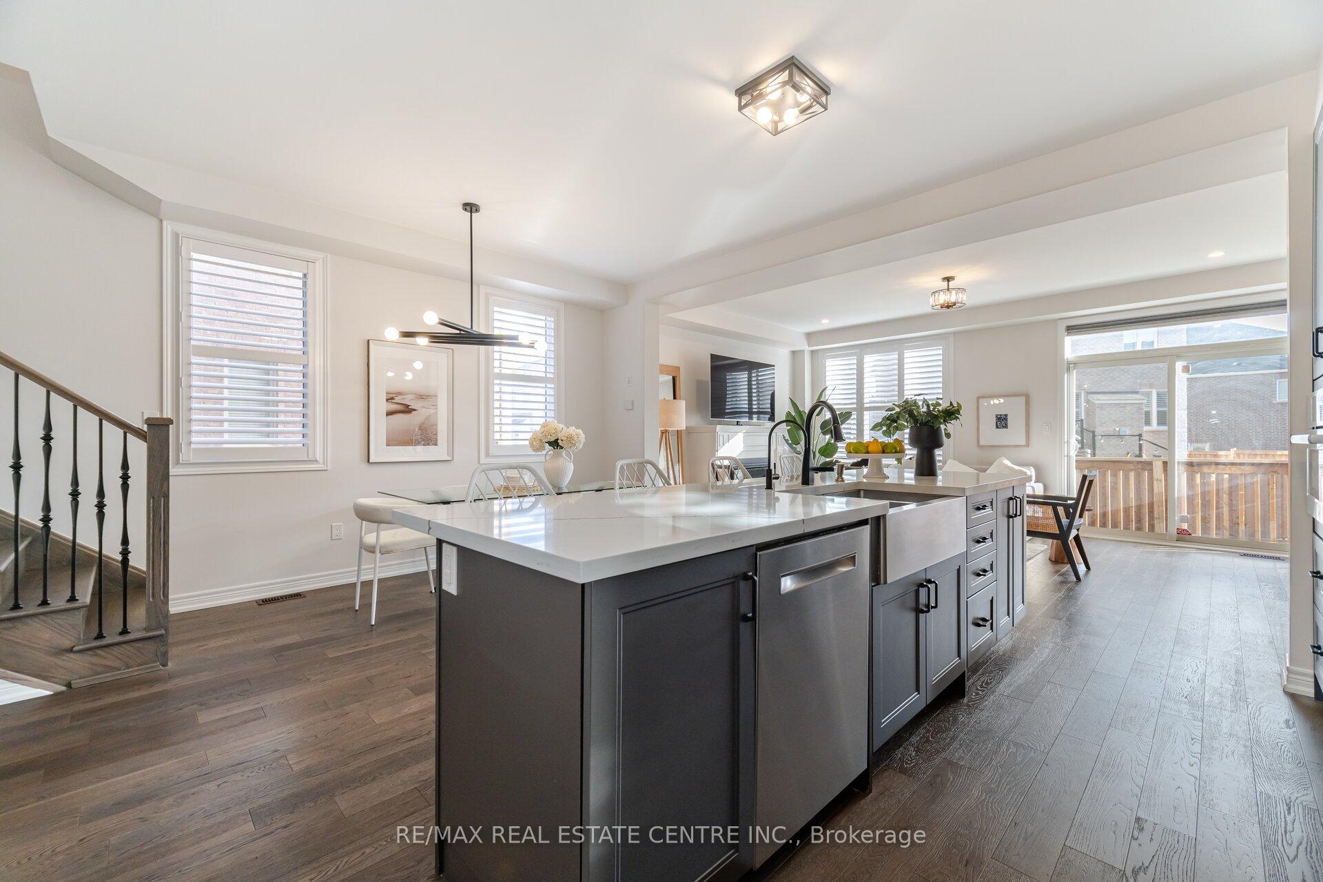 Photo 8 of 619 Beam Court, Milton, Ford — HOMEH