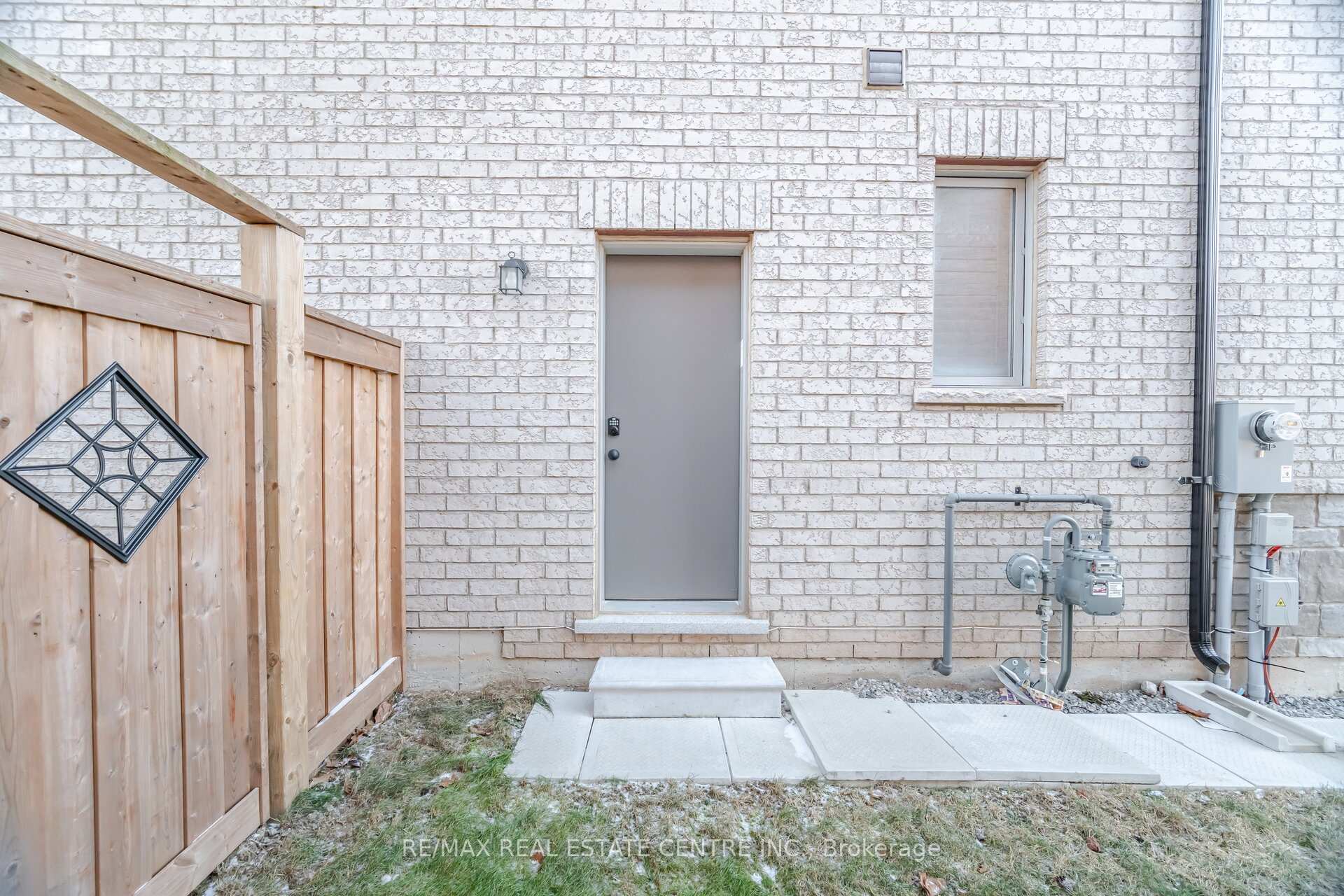 Photo 26 of 619 Beam Court, Milton, Ford — HOMEH