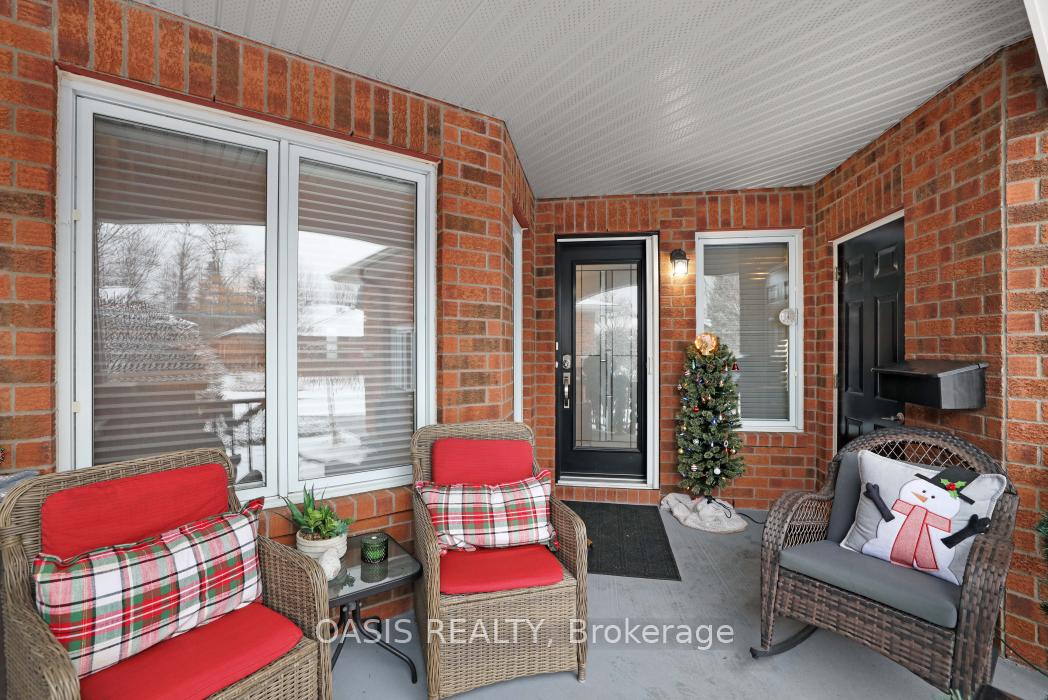 Photo 3 of 62 Waterthrush Crescent, Ottawa, Kanata - Bridlewood — HOMEH