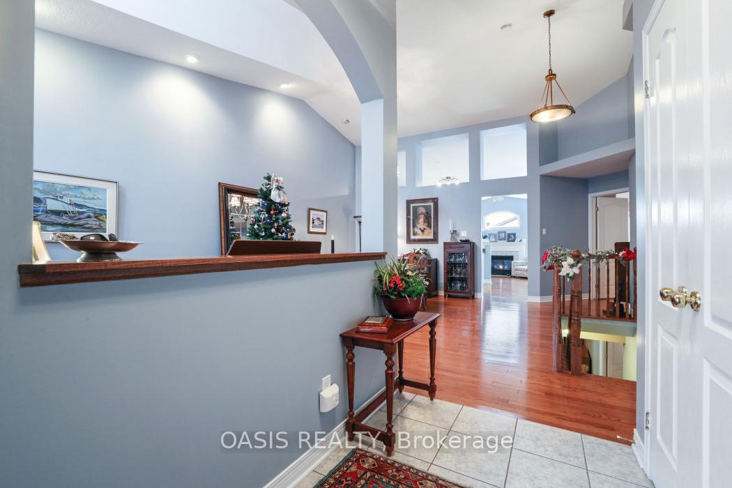 Photo 4 of 62 Waterthrush Crescent, Ottawa, Kanata - Bridlewood — HOMEH