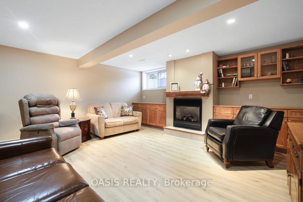 Photo 25 of 62 Waterthrush Crescent, Ottawa, Kanata - Bridlewood — HOMEH