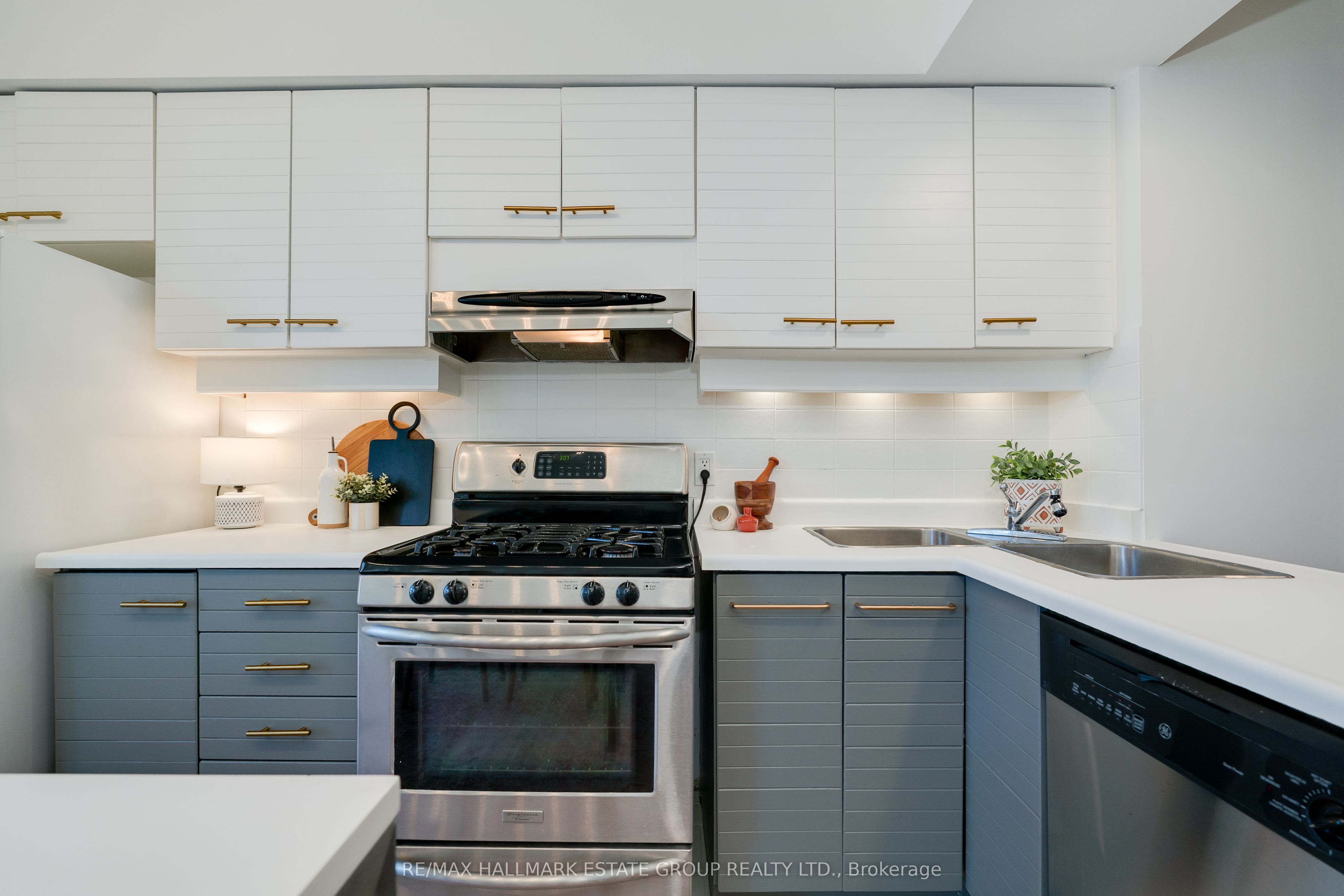 Photo 50 of 123 Withrow Avenue, Toronto, North Riverdale — HOMEH