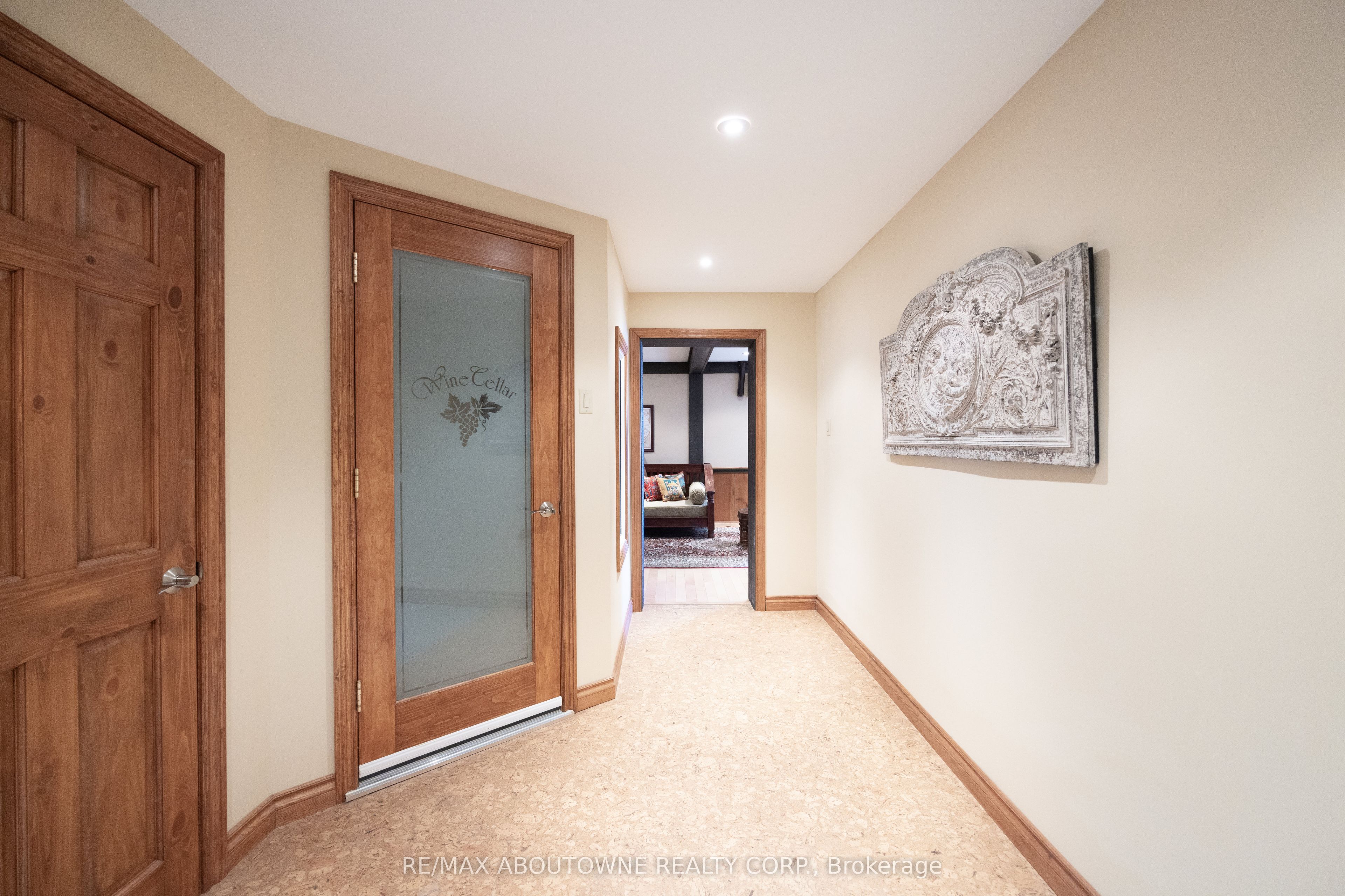 Photo 81 of 270 North Shore Boulevard E, Burlington, LaSalle — HOMEH