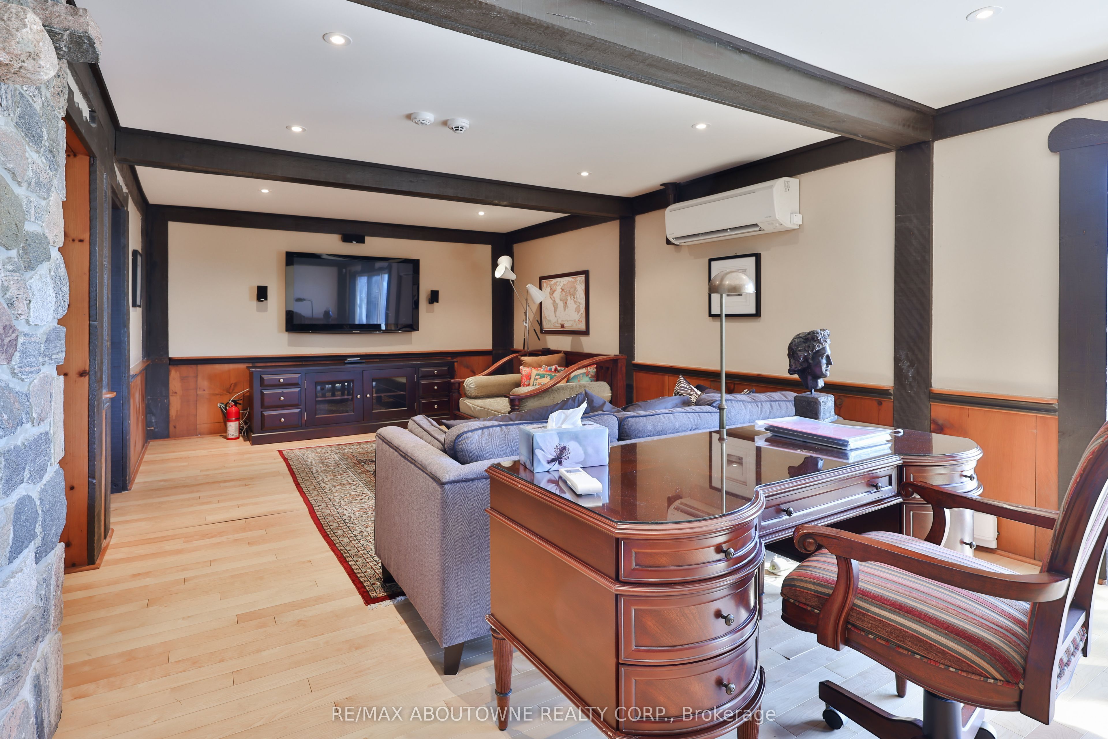 Photo 77 of 270 North Shore Boulevard E, Burlington, LaSalle — HOMEH