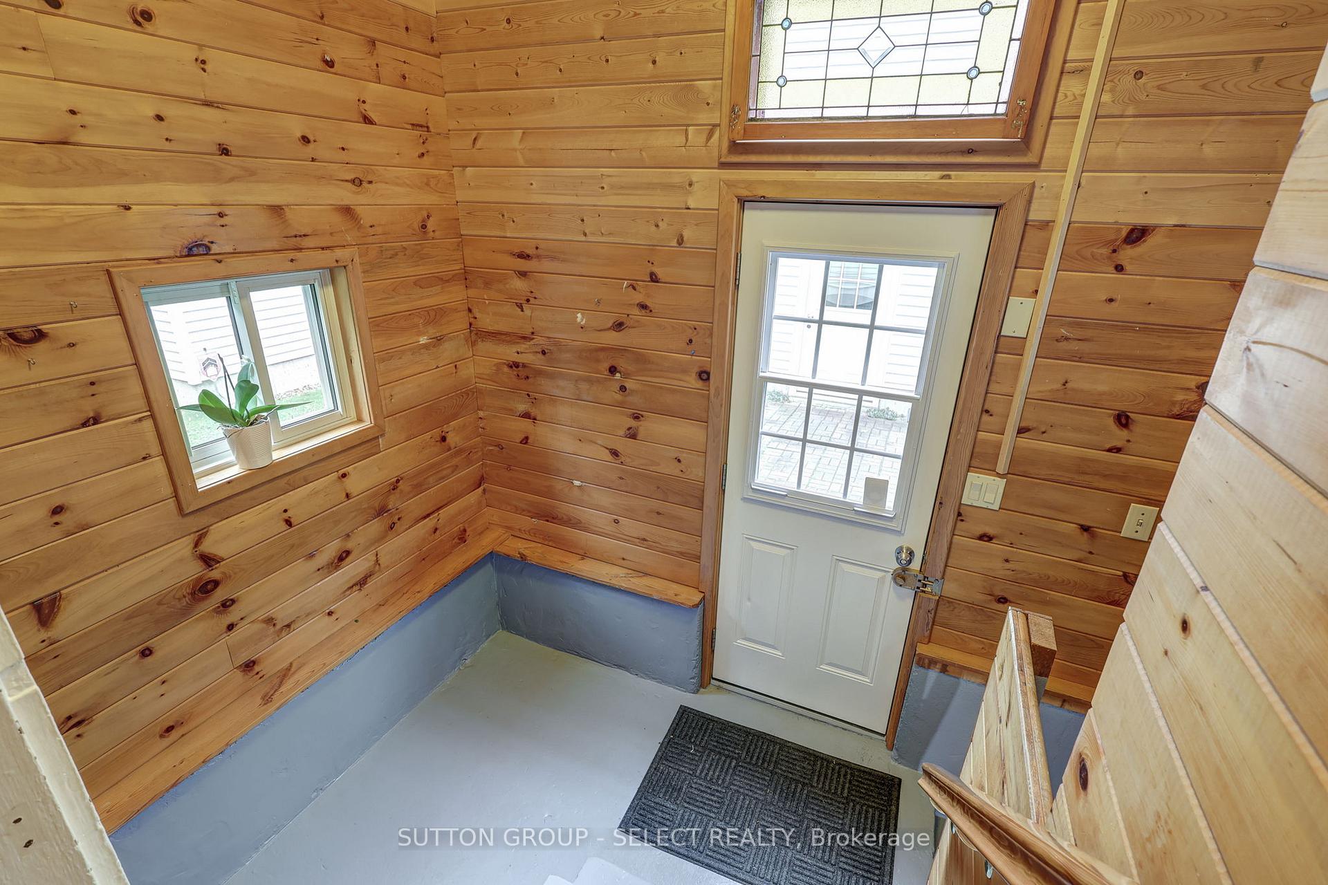 Photo 4 of 1 Howard Street W, Bluewater, Bayfield — HOMEH