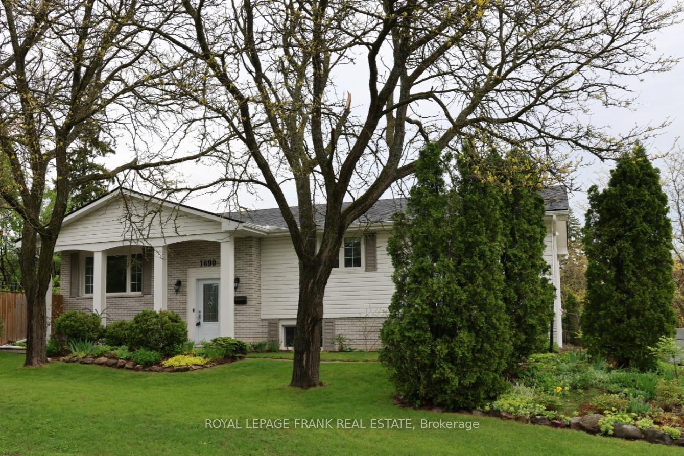 Front of 1690 Pinehill Drive