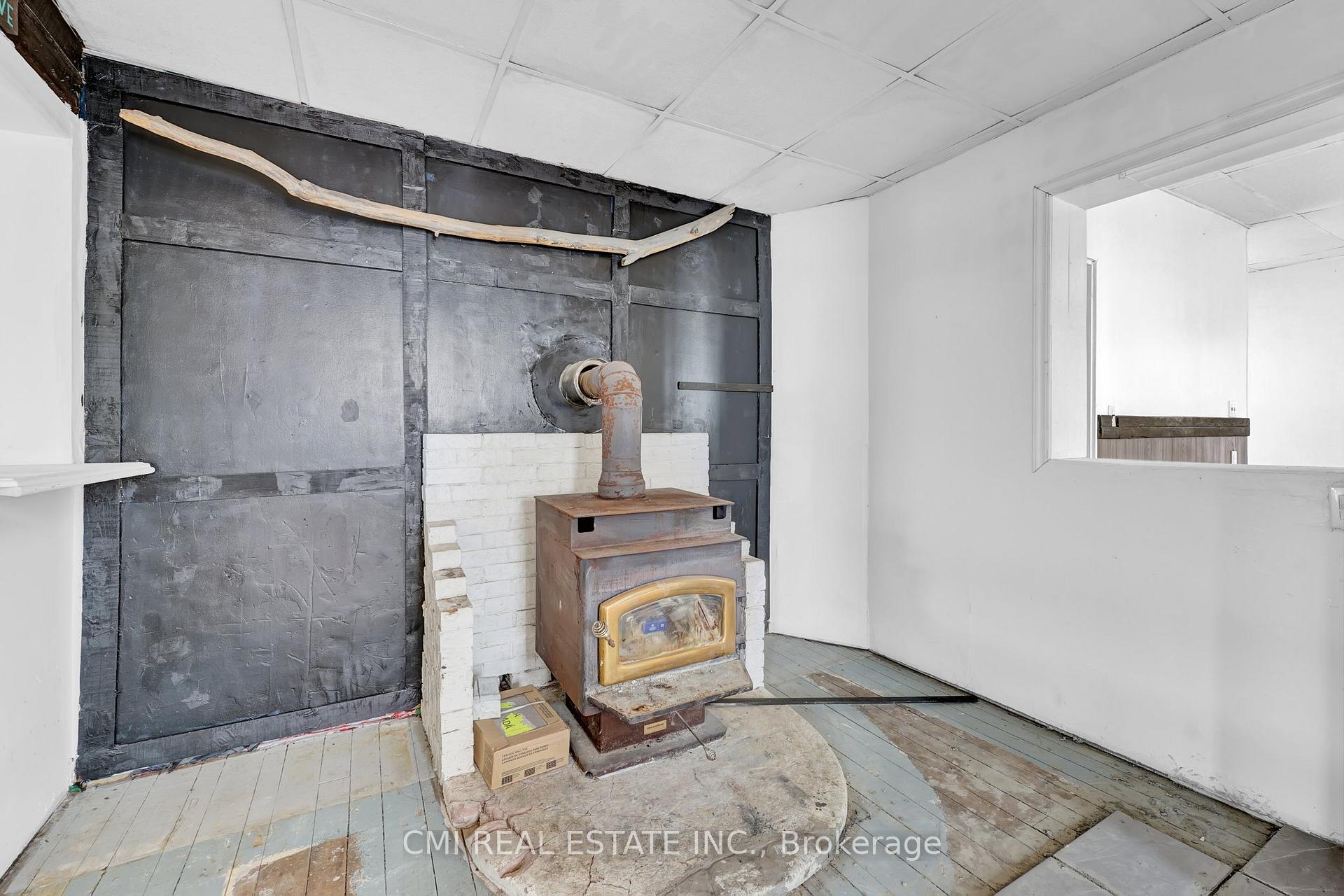 Photo 5 of 34 7TH Street SW, Arran-Elderslie — HOMEH