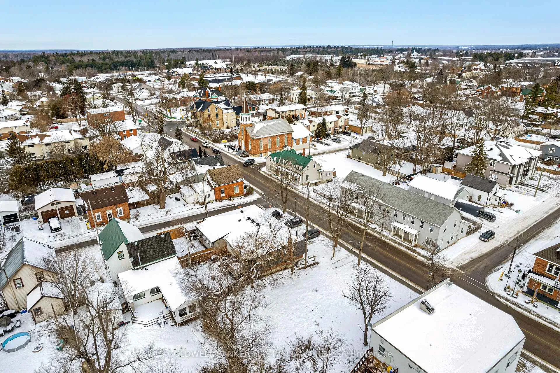 Photo 4 of 274 Bridge Street, Carleton Place — HOMEH