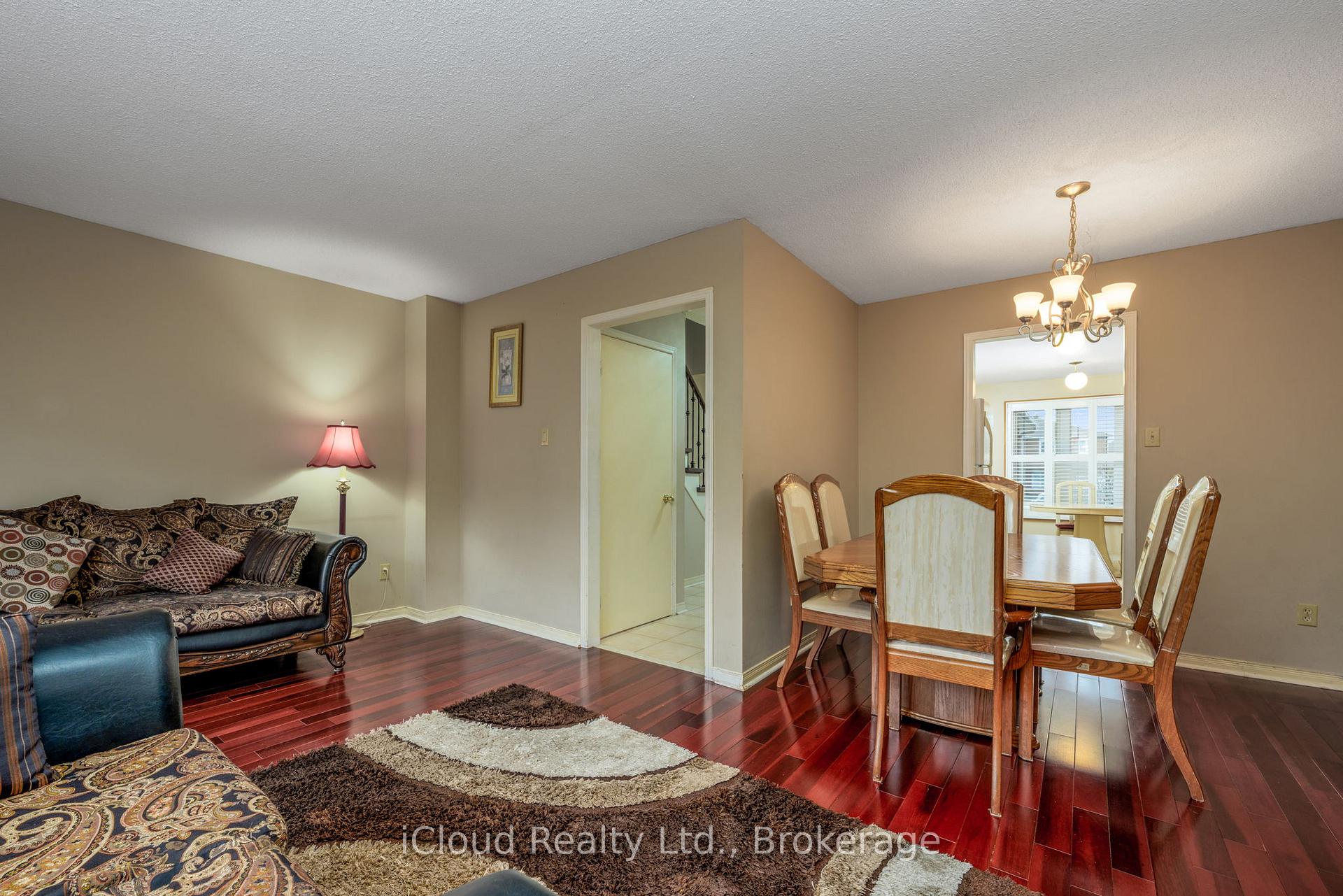 Photo 25 of 66 Dutch Crescent, Brampton, Fletcher's Creek South — HOMEH