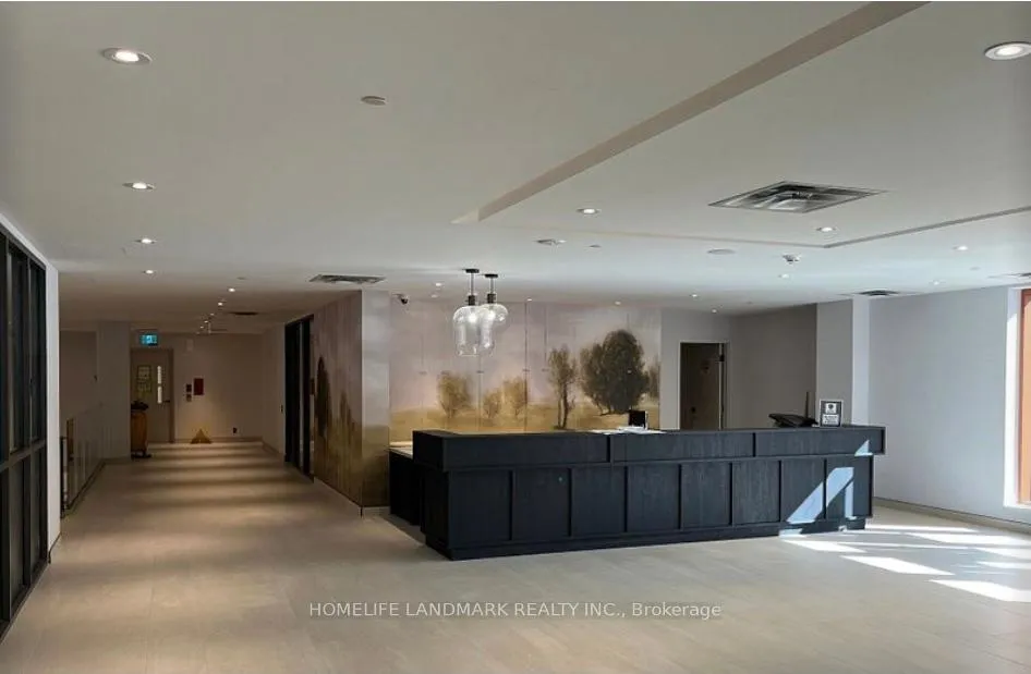 Photo 4 of Unit 902, 8 Beverley Glen Boulevard, Vaughan, Beverley Glen — HOMEH