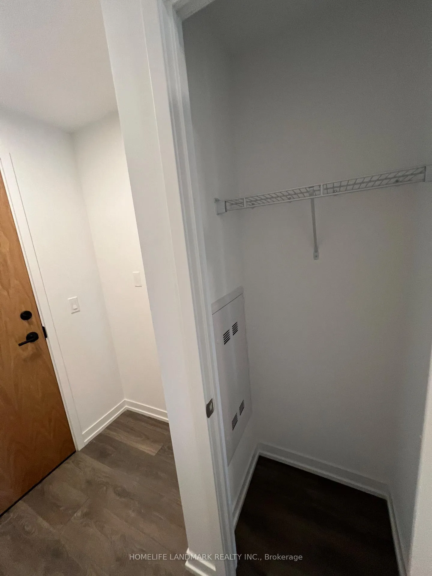 Photo 12 of Unit 902, 8 Beverley Glen Boulevard, Vaughan, Beverley Glen — HOMEH