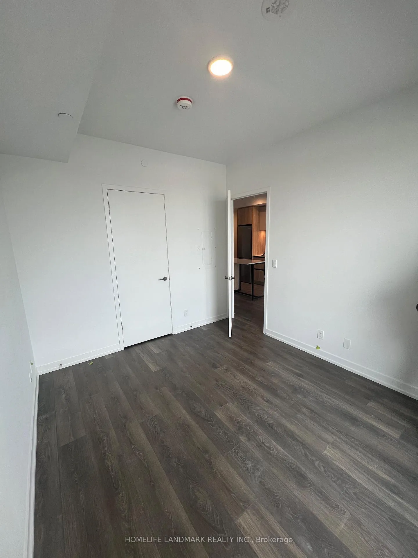 Photo 13 of Unit 902, 8 Beverley Glen Boulevard, Vaughan, Beverley Glen — HOMEH