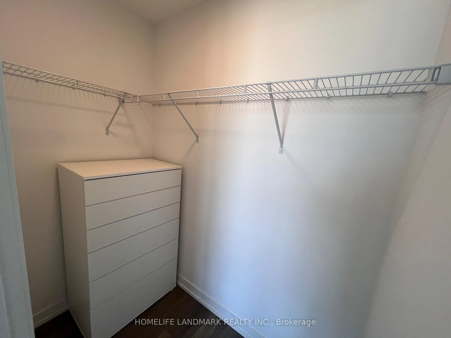 Photo 15 of Unit 902, 8 Beverley Glen Boulevard, Vaughan, Beverley Glen — HOMEH