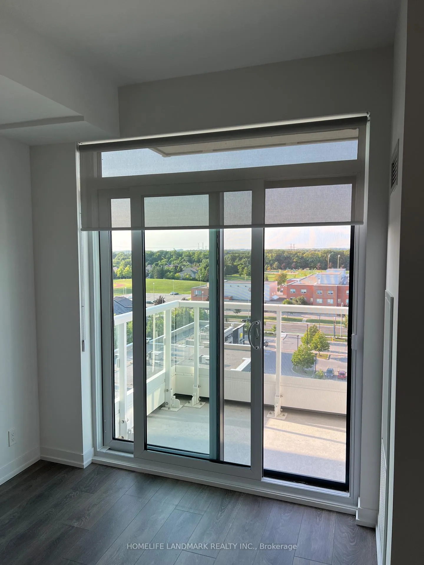 Photo 19 of Unit 902, 8 Beverley Glen Boulevard, Vaughan, Beverley Glen — HOMEH