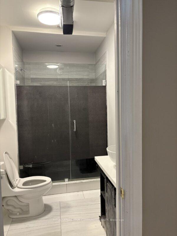 Photo 12 of Unit A, 15231 Yonge Street, Aurora, Aurora Village — HOMEH