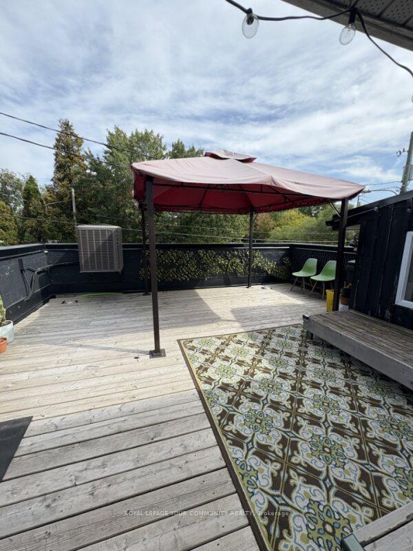 Photo 17 of Unit A, 15231 Yonge Street, Aurora, Aurora Village — HOMEH