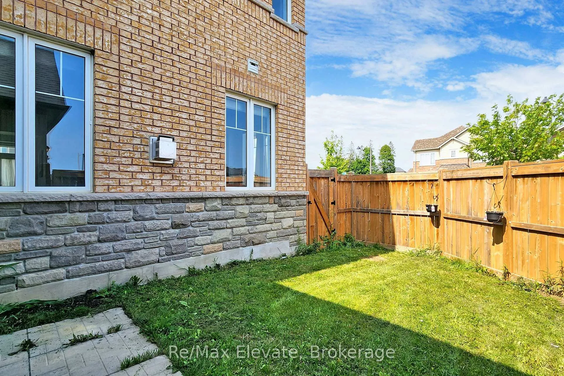 Photo 49 of 101 Great Gabe Gate, Oshawa, Windfields — HOMEH