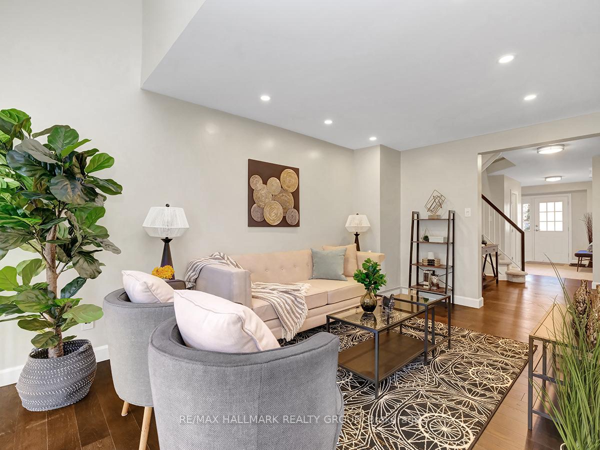 Photo 7 of 196 Blackdome Crescent N, Ottawa, Kanata - Kanata Lakes/Heritage Hills — HOMEH