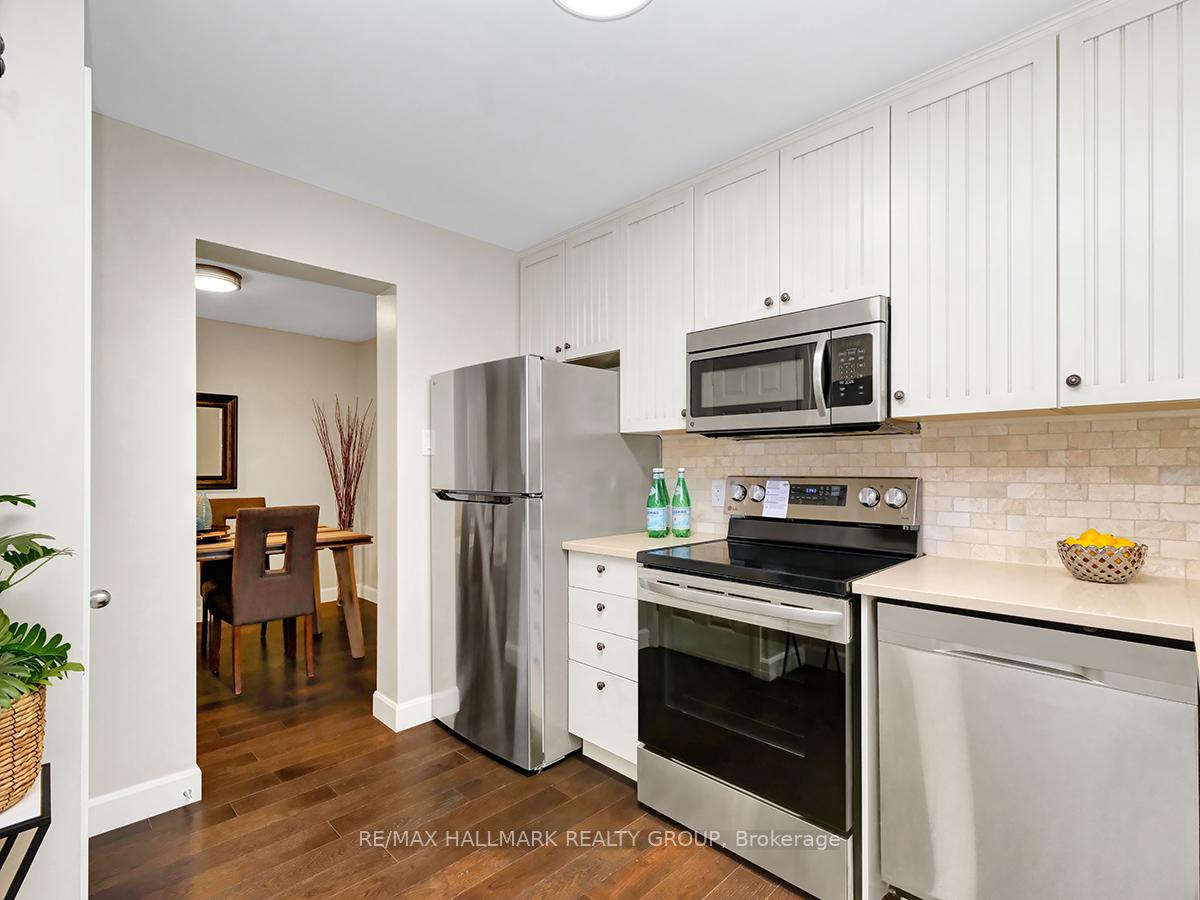 Photo 13 of 196 Blackdome Crescent N, Ottawa, Kanata - Kanata Lakes/Heritage Hills — HOMEH