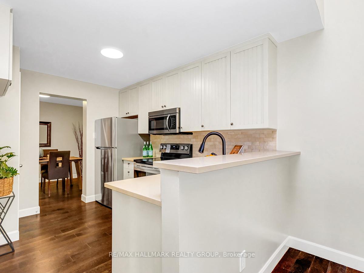 Photo 15 of 196 Blackdome Crescent N, Ottawa, Kanata - Kanata Lakes/Heritage Hills — HOMEH
