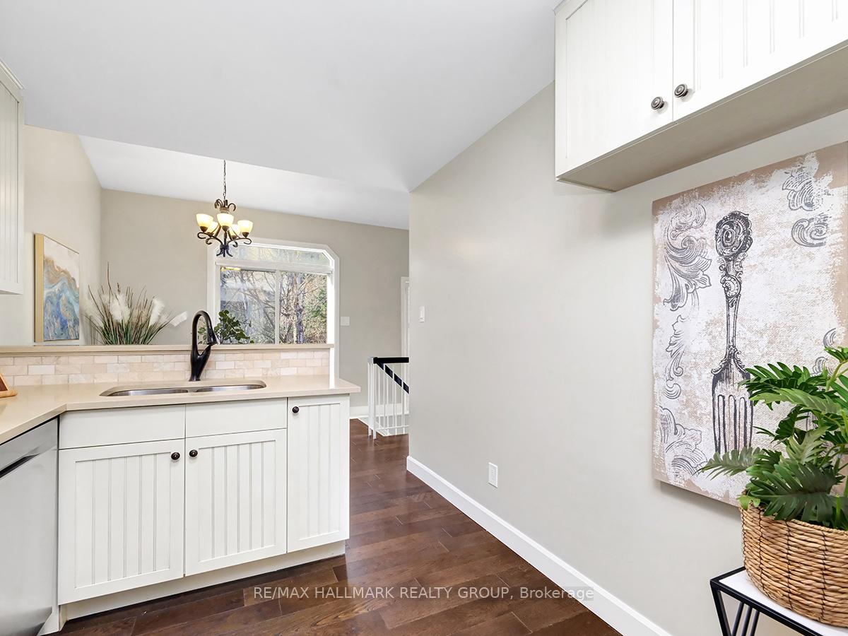 Photo 19 of 196 Blackdome Crescent N, Ottawa, Kanata - Kanata Lakes/Heritage Hills — HOMEH