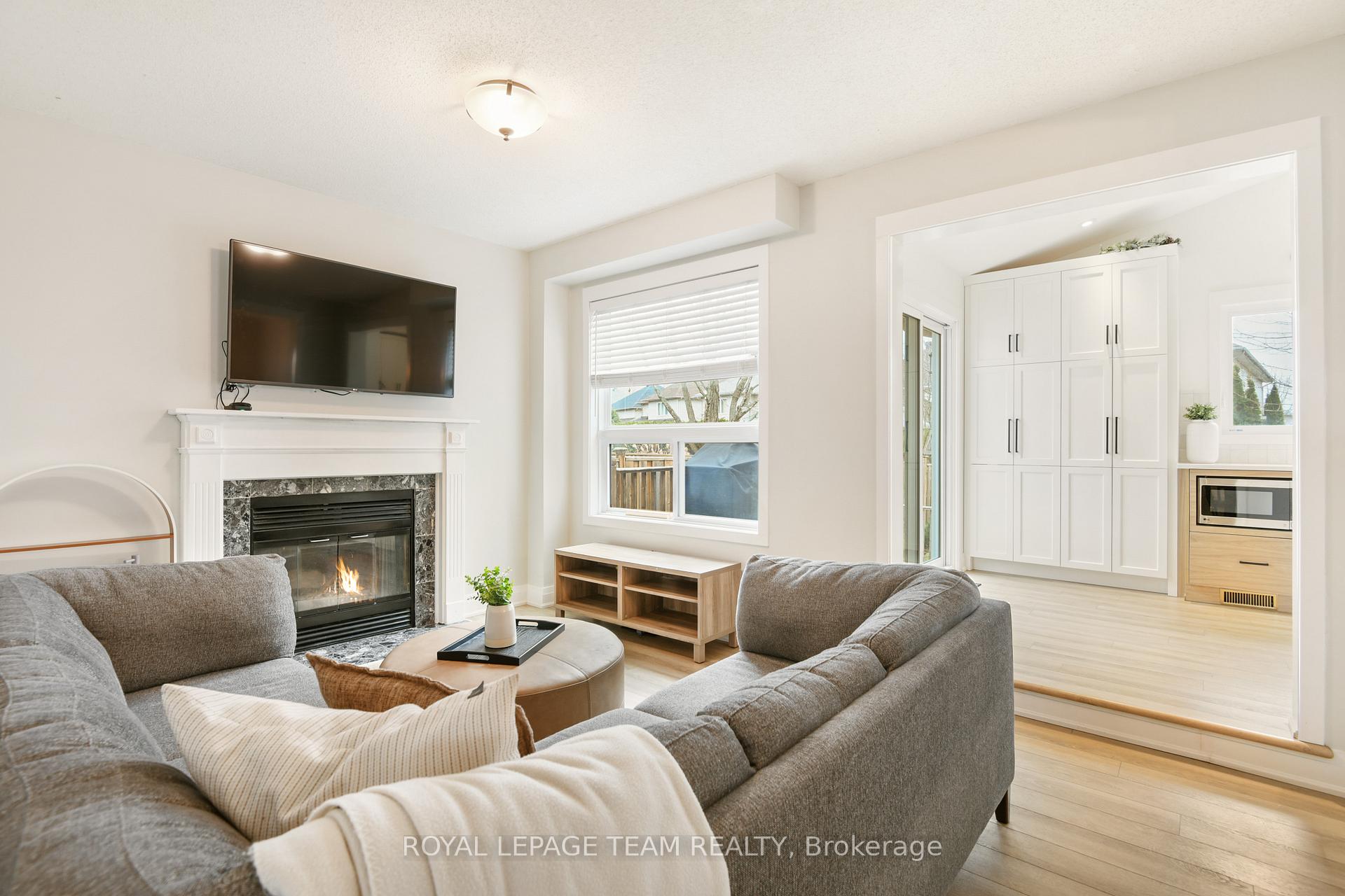 Photo 9 of 34 Bridle Park Drive, Ottawa, Kanata - Bridlewood — HOMEH