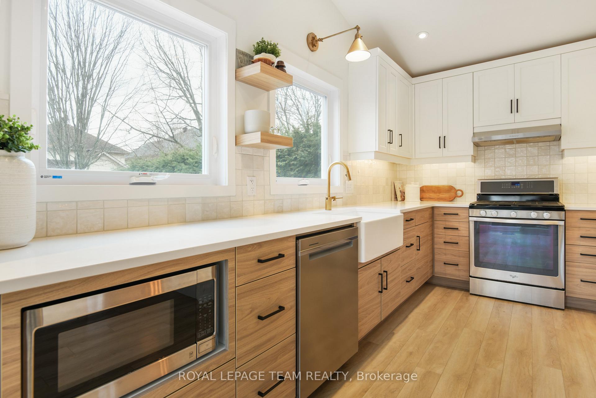 Photo 13 of 34 Bridle Park Drive, Ottawa, Kanata - Bridlewood — HOMEH