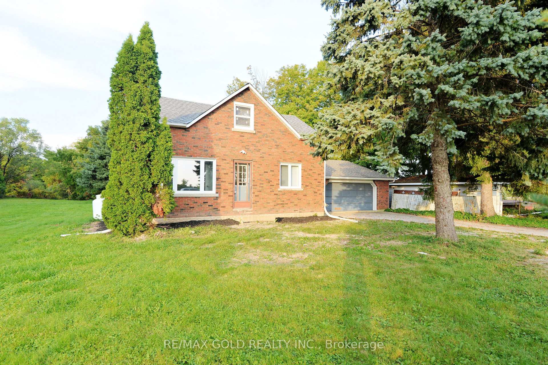 Photo 1 of 7035 Sixth Line, Milton, Derry Green — HOMEH