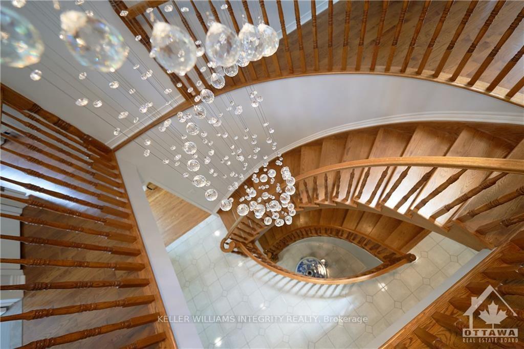 Photo 3 of 42 Marchbrook Circle, Ottawa, Kanata - Rural Kanata (Central) — HOMEH