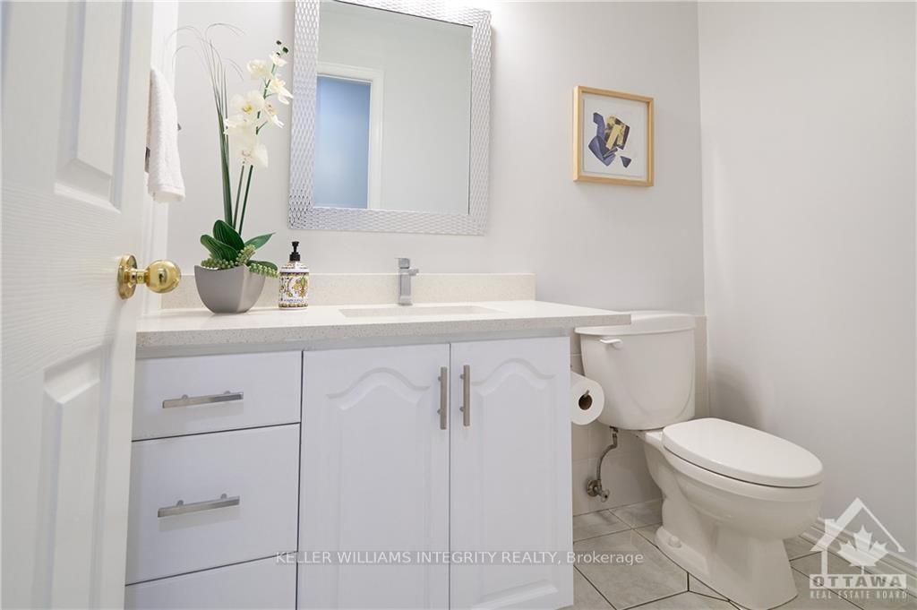 Photo 14 of 42 Marchbrook Circle, Ottawa, Kanata - Rural Kanata (Central) — HOMEH