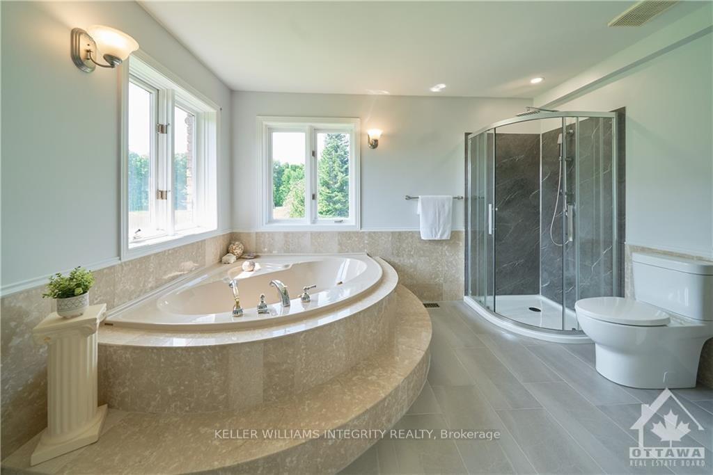 Photo 17 of 42 Marchbrook Circle, Ottawa, Kanata - Rural Kanata (Central) — HOMEH