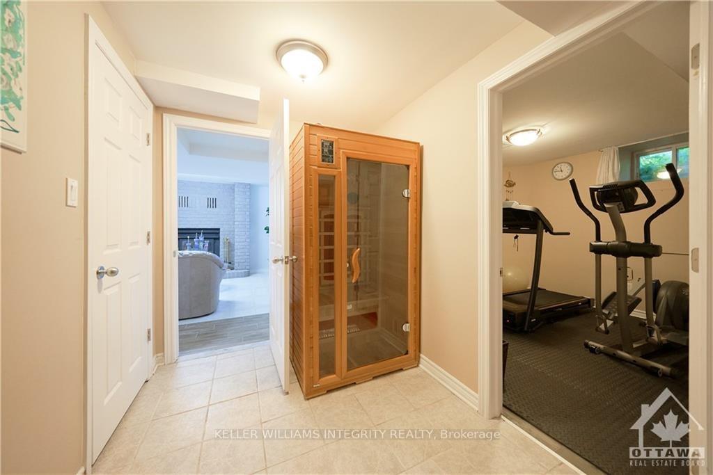 Photo 24 of 42 Marchbrook Circle, Ottawa, Kanata - Rural Kanata (Central) — HOMEH