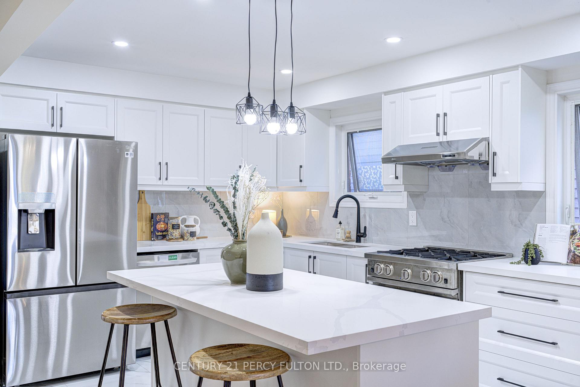 Photo 5 of 105 Clements Road W, Ajax, South West — HOMEH