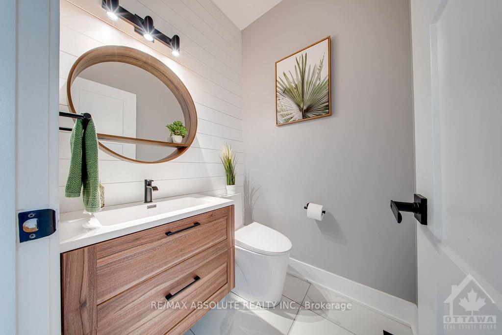 Photo 3 of 1120 Northgraves Crescent, Ottawa, Kanata - Emerald Meadows/Trailwest — HOMEH