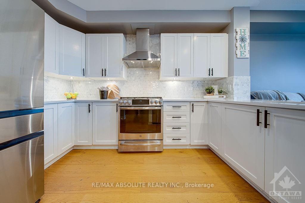 Photo 7 of 1120 Northgraves Crescent, Ottawa, Kanata - Emerald Meadows/Trailwest — HOMEH
