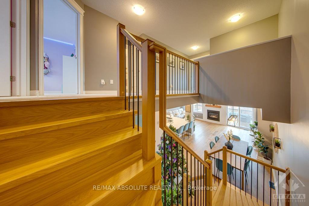 Photo 18 of 1120 Northgraves Crescent, Ottawa, Kanata - Emerald Meadows/Trailwest — HOMEH