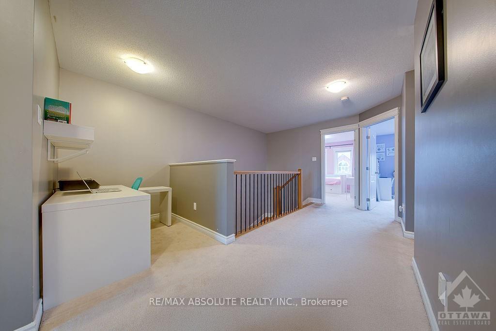Photo 19 of 1120 Northgraves Crescent, Ottawa, Kanata - Emerald Meadows/Trailwest — HOMEH